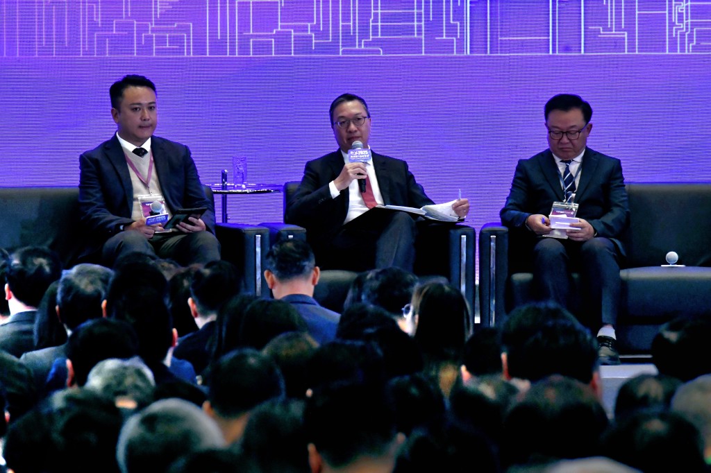 林定國(中)國家安全的推廣與教育需要地區及各界的通力合作。 林定國(中)國家安全的推廣與教育需要地區及各界的通力合作。