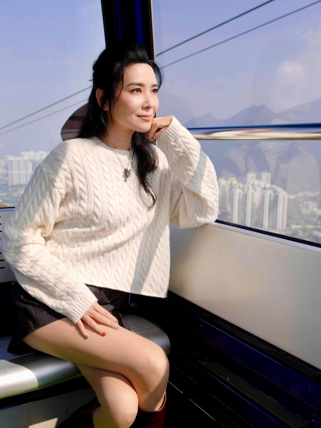 郭羨妮曾先後與溫兆倫、陶大宇等男星傳出戀情。
