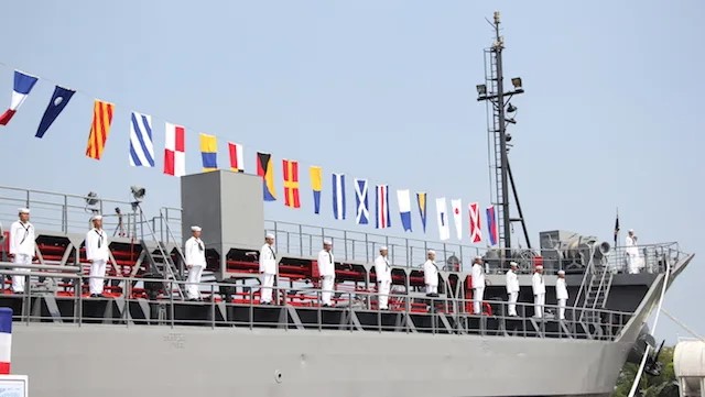 “卡里拉亚湖”号入役时受到菲海军重视。