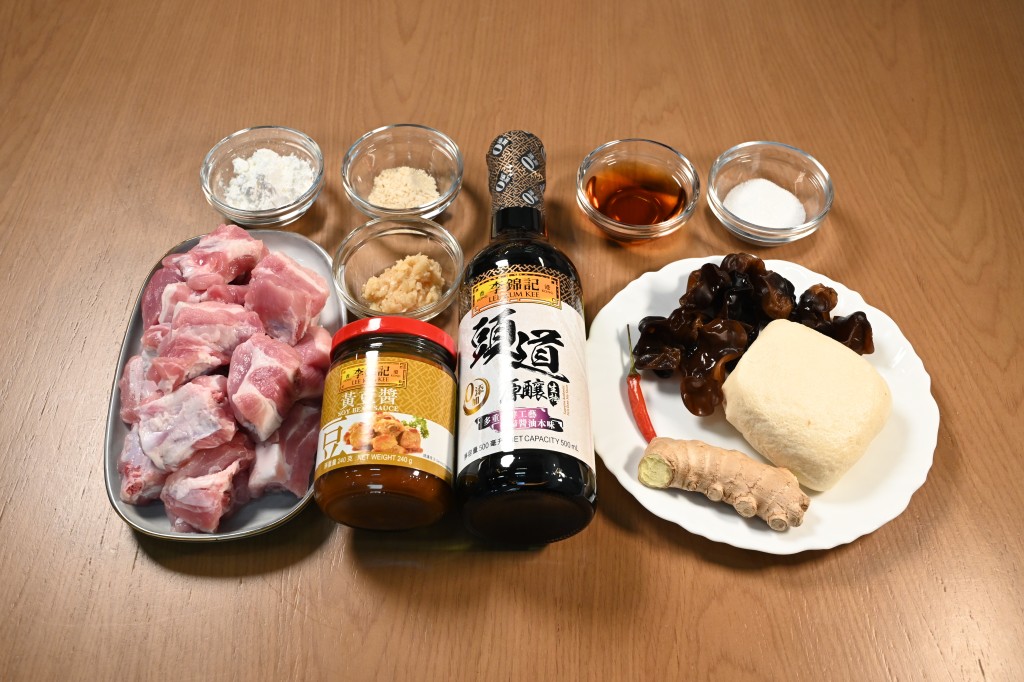 材料特別加入冰豆腐,可豐富口感。 材料特別加入冰豆腐,可豐富口感。