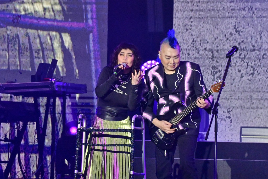 何超仪3月初与老公一同在音乐节演出，会再次与刘以达合作。