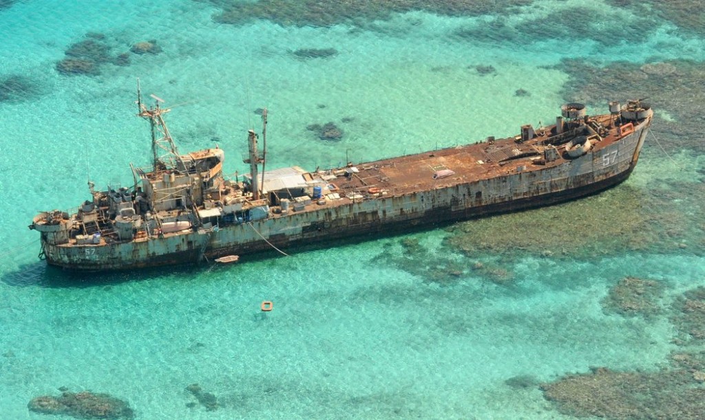 菲律賓坐灘仁愛礁的軍艦。