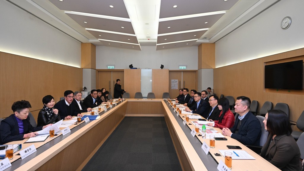 宏福苑安置｜工聯會向政府反映居民意願 吳秋北：每戶情況不一 不能一刀切處理