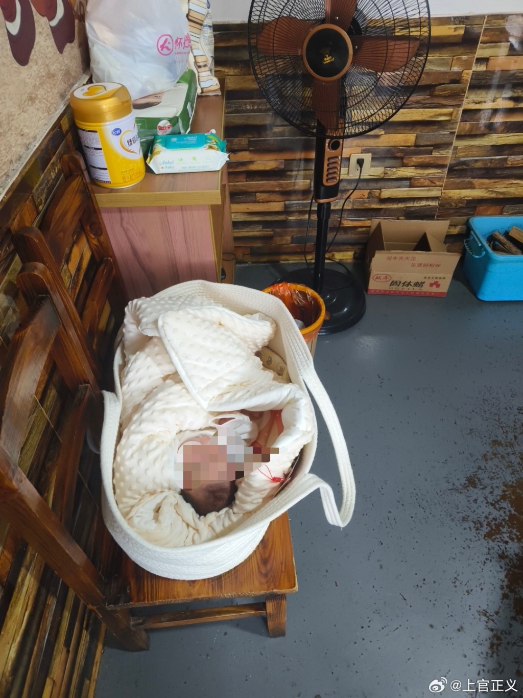 上官正義不滿做臥底查出販嬰集團後卻被當賊辦。微博