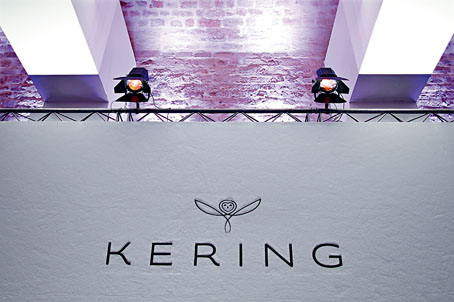 拥有Gucci等多个知名品牌的法国开云集团公布去年业绩，纯利大增至328亿。