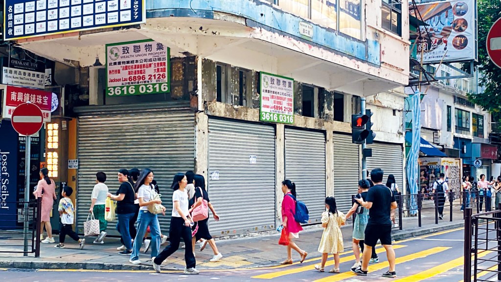 尖沙咀海防道45號地舖，由首飾店提價1.35倍承租，月租40萬。