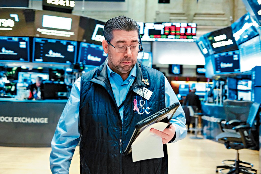 道瓊斯指數上周五收市升183點，報48134點。