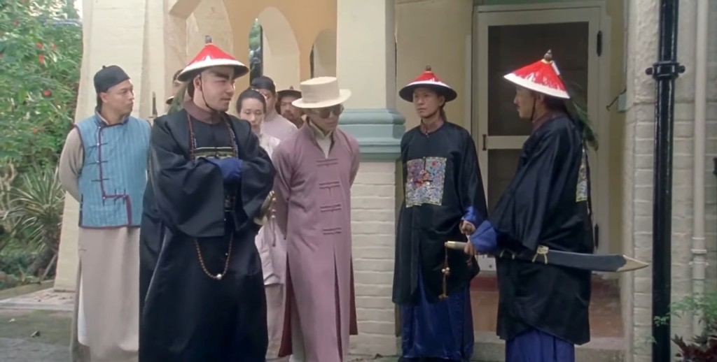 1997年，黃偉文（前左）曾拍周星馳電影《算死草》。