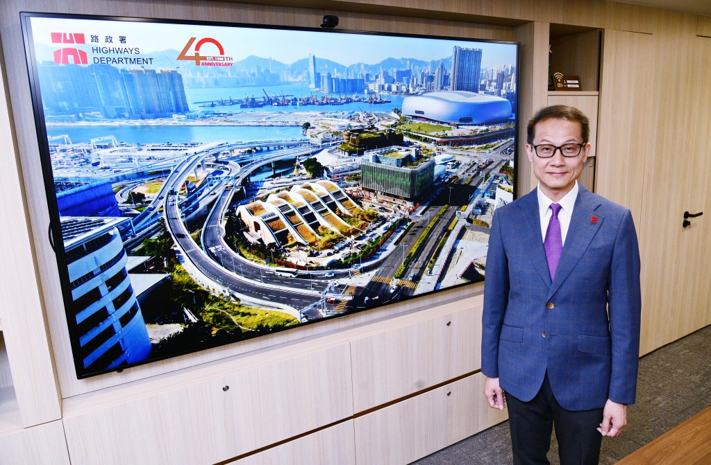 邱國鼎形容,「每一次香港發展升級,都會迎來一個運輸基建高峰期。」 邱國鼎形容,「每一次香港發展升級,都會迎來一個運輸基建高峰期。」