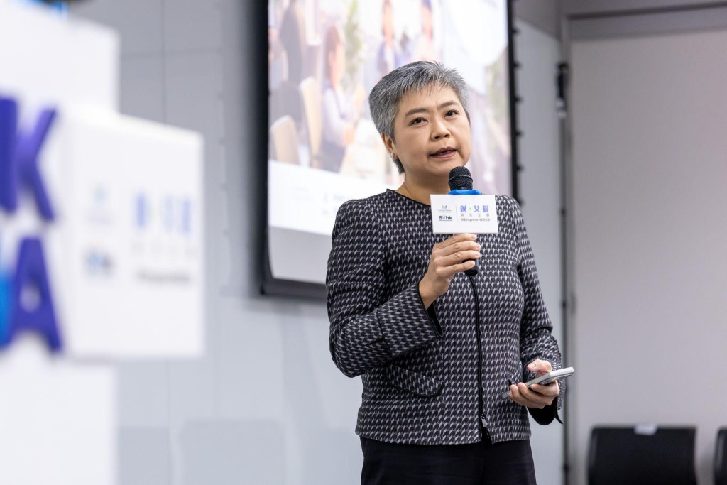 《創．女程》商社企劃聯合發起人代表，渣打銀行董事總經理兼企業及投資銀行業務香港兼大中華區主管許穗華女士，鼓勵各企業善用《創．女程》平台，共同創效。
