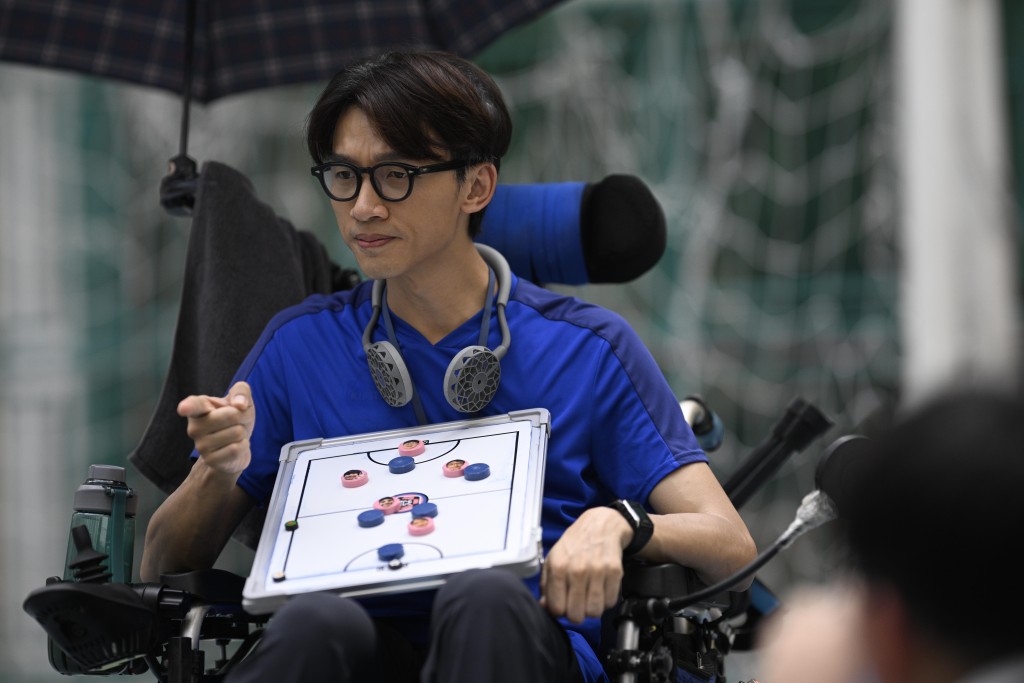 電影以「成年人的下半場，扭轉孩子的上半場」為主題，傳遞正能量。  