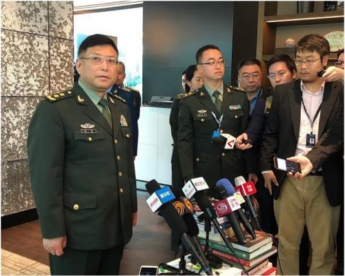 何雷指其他任何國家說三道四都是對中國內政的干涉。