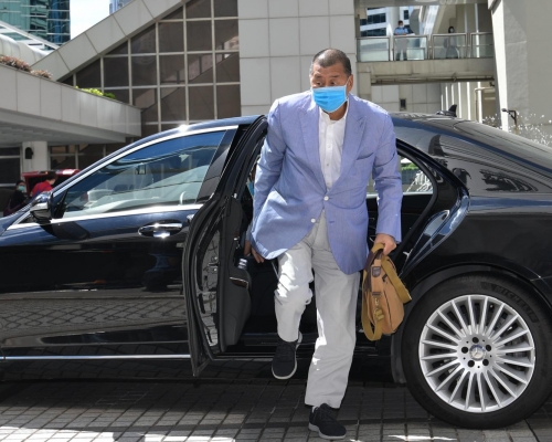 黎智英抵達高院