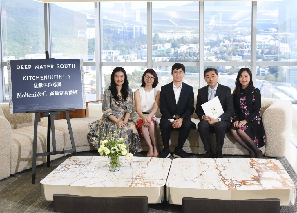 黃光耀表示，項目自推出後備受市場追捧，連錄逾4,000宗查詢，其中項目6B期GRANDE BLANC備受市場期待。