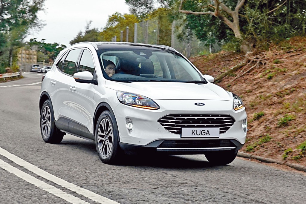 全新第三代Kuga Titanium駕駛感輕快扎實,售價$279,990起。
