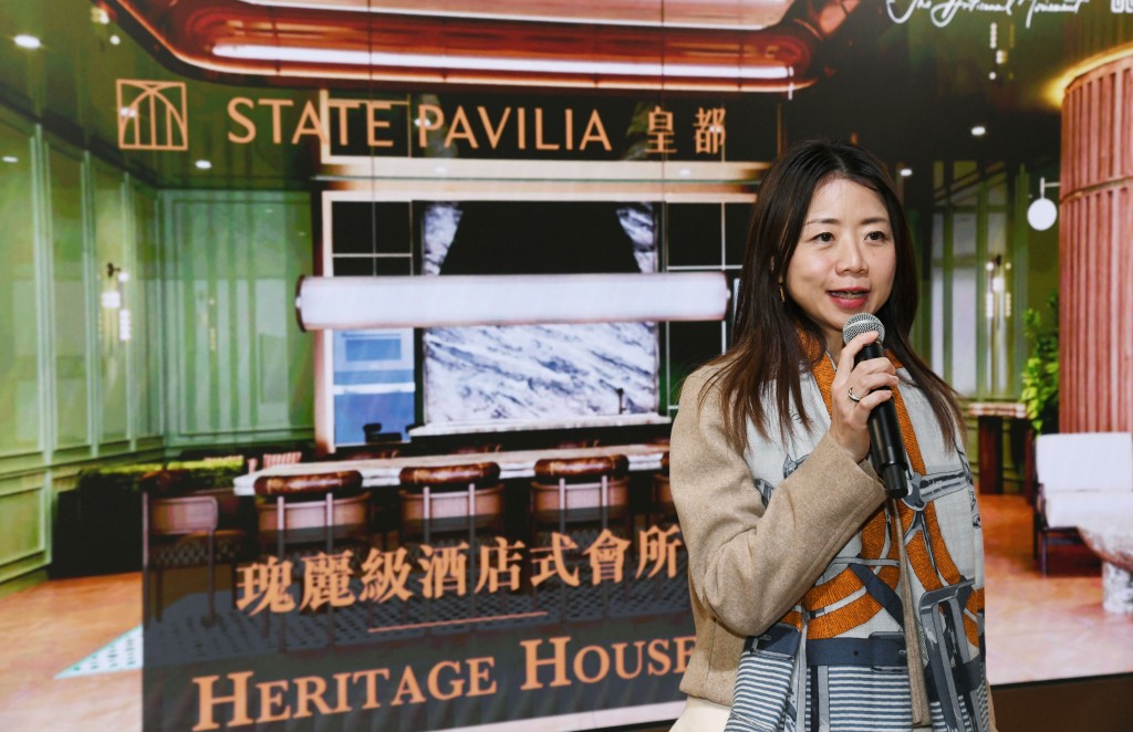 北角新盤皇都為指定單位增現時優惠。圖中為新世界何家欣。 北角新盤皇都為指定單位增現時優惠。圖中為新世界何家欣。