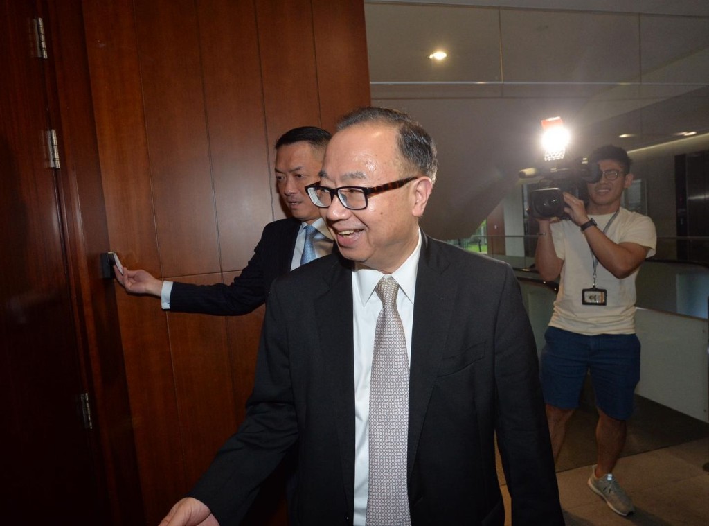 建制派下午開會。