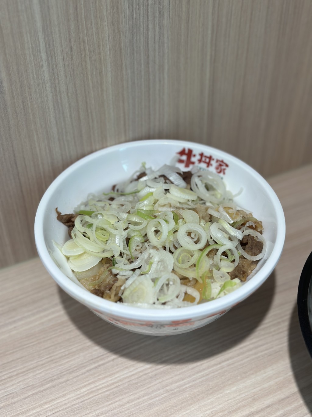 香葱牛肉饭（细）$34（中）$39（大）$54