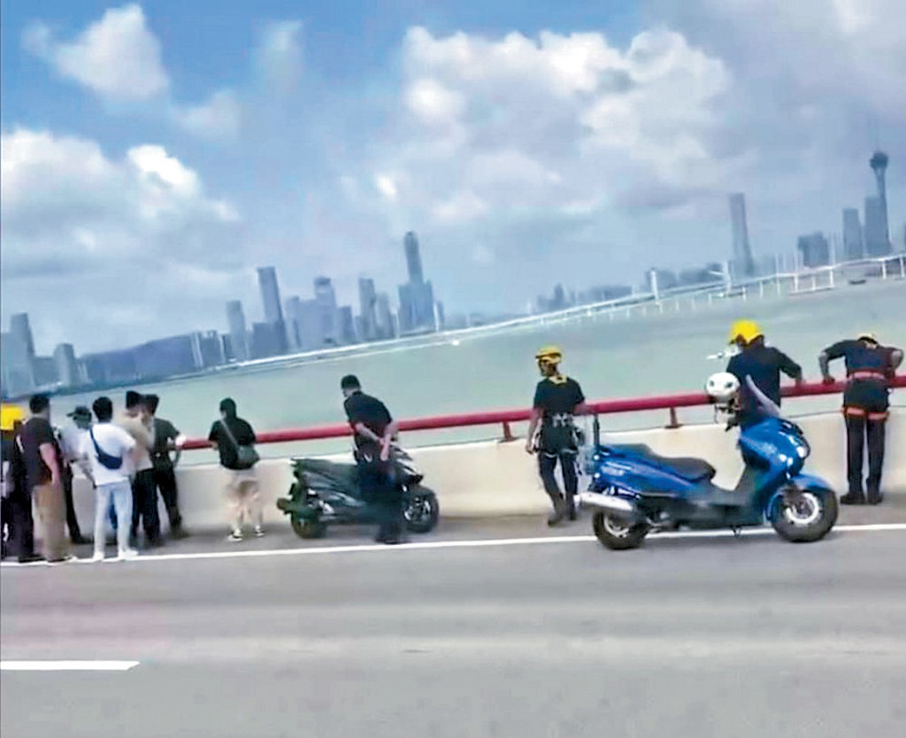 澳門男子涉嫌盜竊巨款賭博,輸光後跳橋自殺身亡。