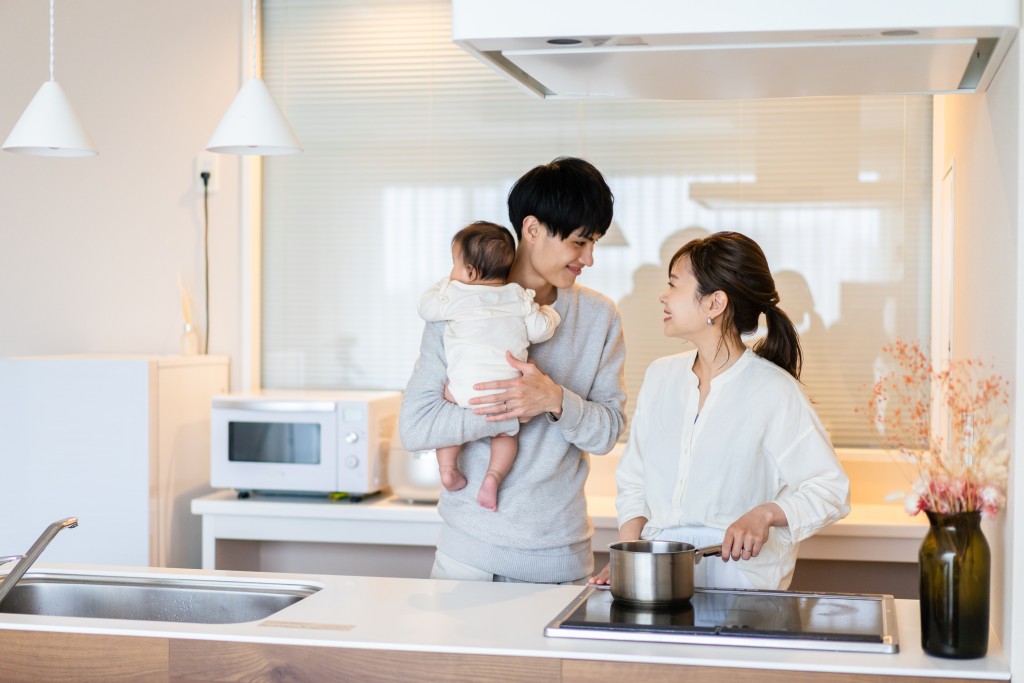 在厨房里面煮餸，才取到那个火。