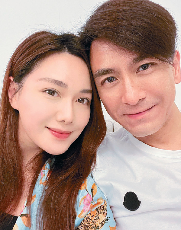 ■馬國明與湯洛雯難得在網上貼合照。
