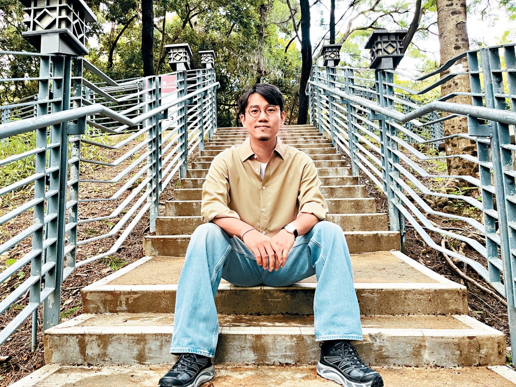 梁仕池的研究範疇包括廚餘及糞便，他自言喜歡研究污穢之物。