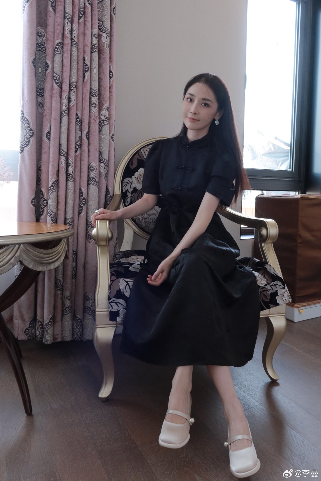 內地女星李曼有「謀女郎」之稱。 內地女星李曼有「謀女郎」之稱。