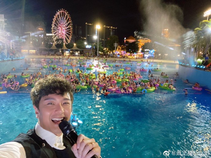 在內地的水上樂園登台。