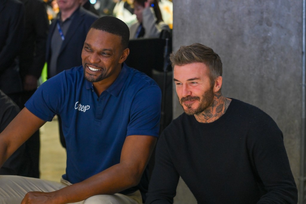 「萬人迷」碧咸(David Beckham)和NBA名人堂成員波殊(Chris Bosh)驚喜現身驚喜現身社區活動。攝影：魏國謙