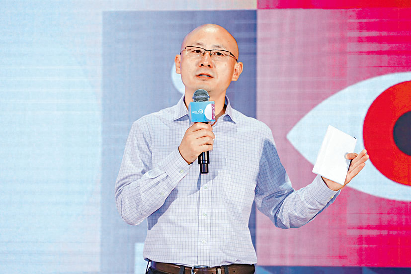 中国百货商业协会秘书长杨青松表示，虽然宏观环境存在诸多不确定性因素，但对内地实体零售发展乐观。