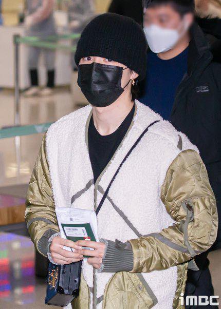 同行有Jimin。