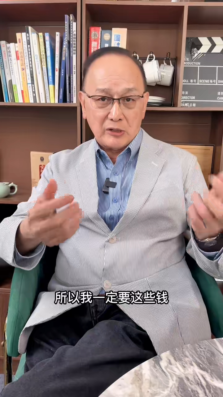 曹查理說：「因為我要生活，所以我一定要呢啲錢先可以維持到我嘅生活。」