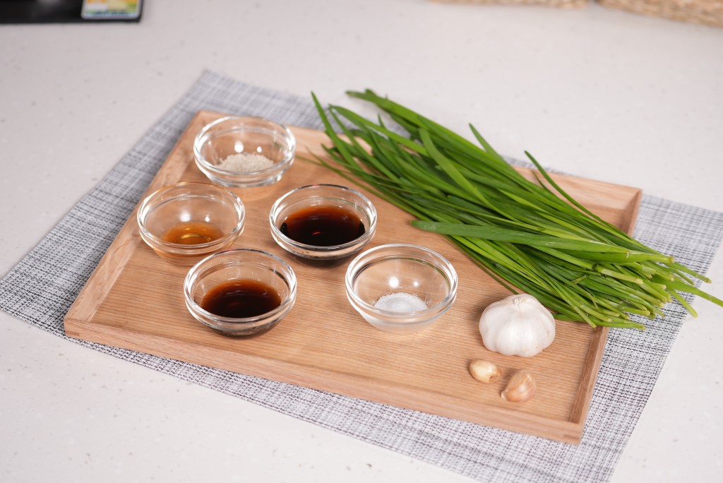 涼拌韭菜的材料