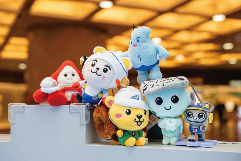 各工務部門精心準備的限量版吉祥物公仔 各工務部門精心準備的限量版吉祥物公仔