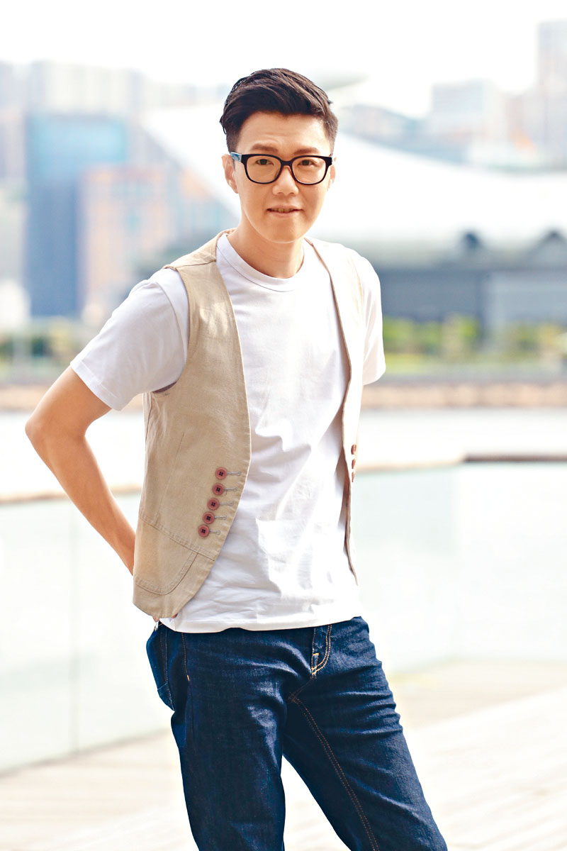 洪杰深知自由身的利與弊，目前就以短片形式記錄香港的疫境故事。