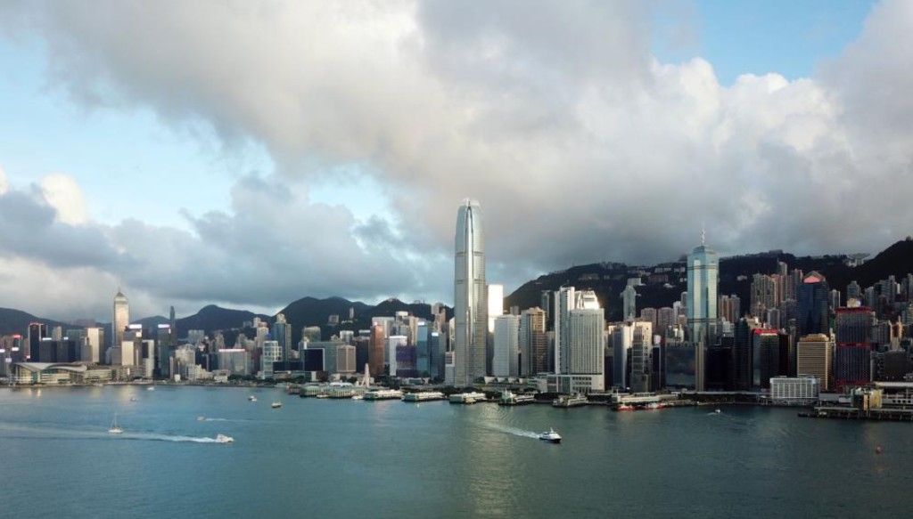 全国人大代表选举会议去落实「爱国者治港」原则，选举产生香港新一届全国人大代表。