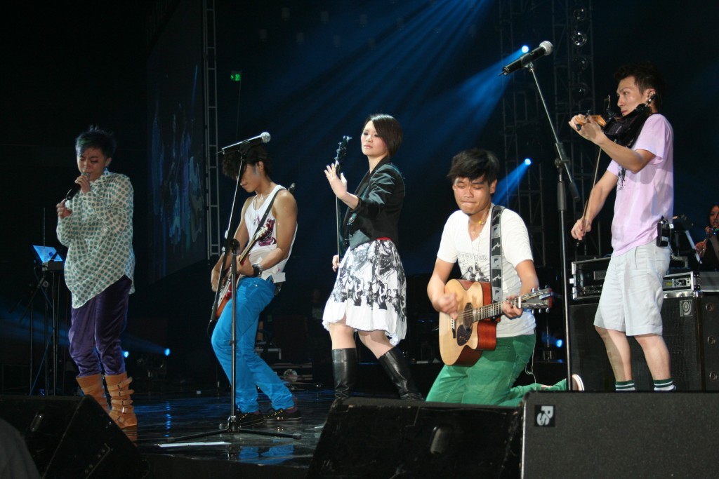 苏打绿与香港一直都好有缘，首场海外演出是2004年香港一个音乐节，2008年首场海外售票演唱会亦是在香港举行。