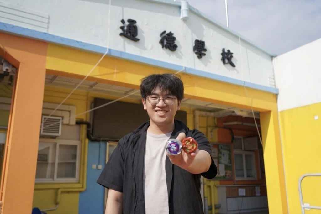文Sir指出,陀螺的底盤設計、重量分布及最新世代的高速軌道,背後全都是物理學概念。(圖片來源:受訪者提供) 文Sir指出,陀螺的底盤設計、重量分布及最新世代的高速軌道,背後全都是物理學概念。(圖片來源:受訪者提供)