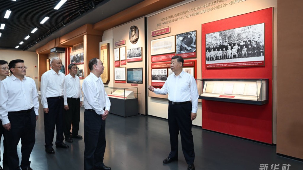 習近平在廣東省梅州市考察調研。 新華社