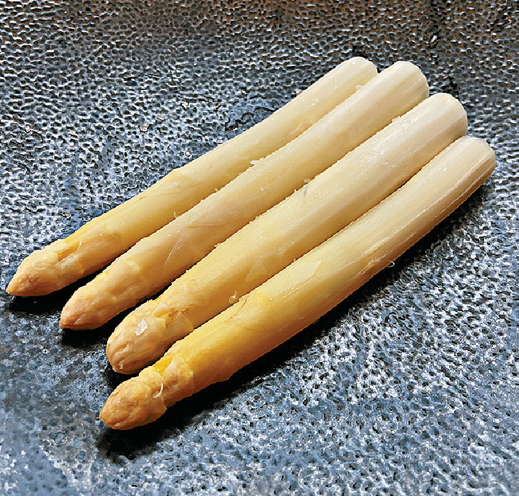 ■白露筍纖維高於綠色露筍。
