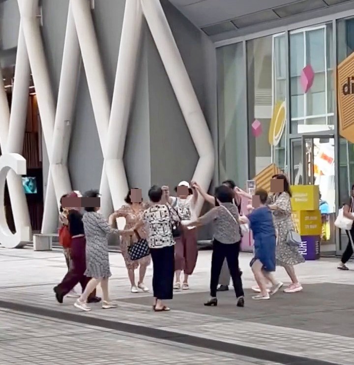 HKDI為「香港知專設計學院，Hong Kong  Design Institute」的簡寫，座落於將軍澳， 毗鄰調景嶺港鐵站。Threads截圖