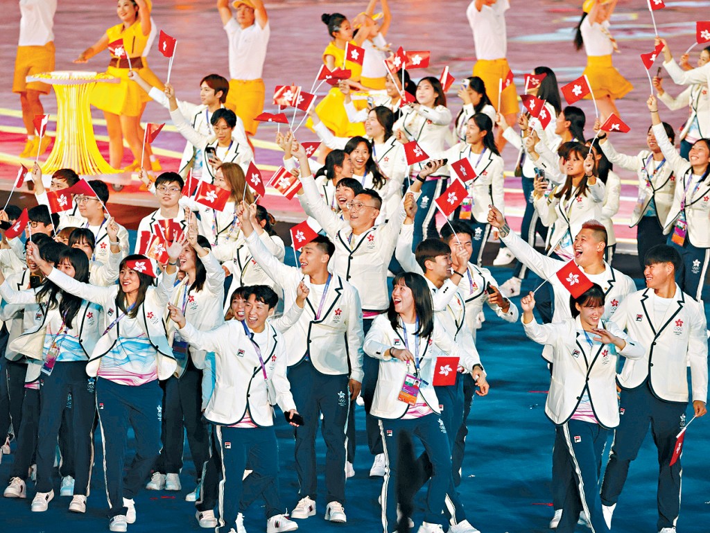 本港運動員近年在各項國際賽中出戰，積極為港爭光。