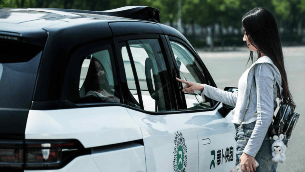 百度「蘿蔔快跑」杜拜部署逾1000輛全無人車