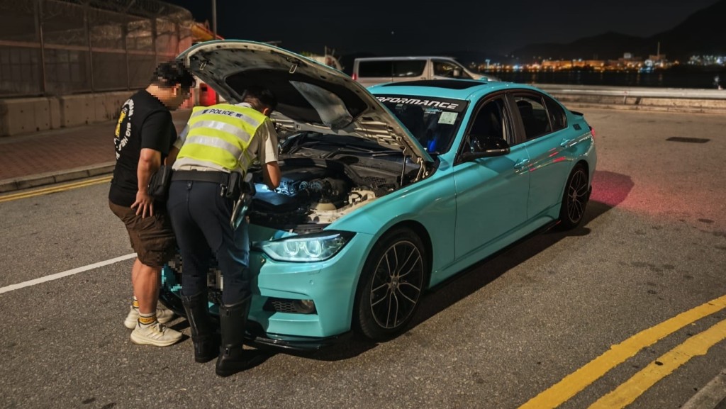 警方一連兩日打擊毒駕酒駕飛車 拘14男女拖走多部車