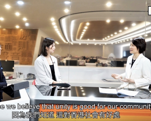 李慧琼(右)建議政府可再興建一種管制類型的房屋,單獨地給有需要人士居住。影片截圖