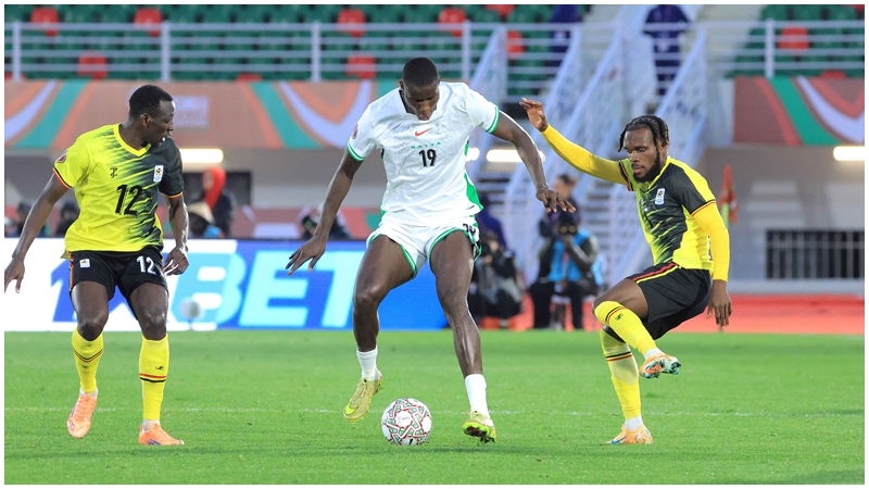 尼日利亞中鋒保羅安亞祖身高達2.02米。新華社