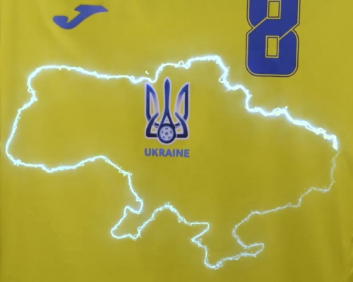烏克蘭新球衣印有當地國土模樣。 AP