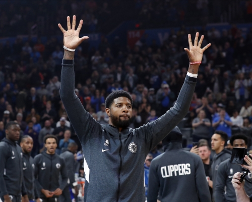 保罗佐治感激雷霆球迷的热情欢迎。AP