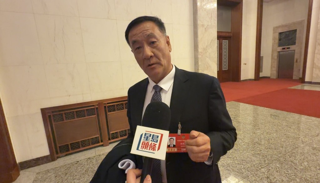 全國政協委員、公安部原副部長陳思源。