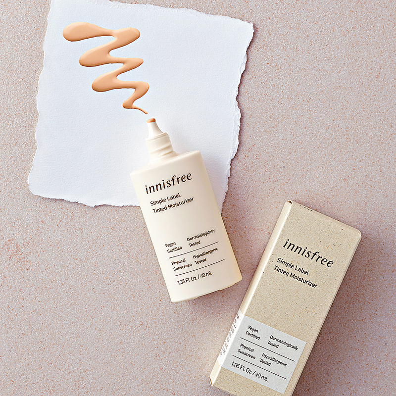 ●自然無瑕調色保濕霜SPF30 PA+++。